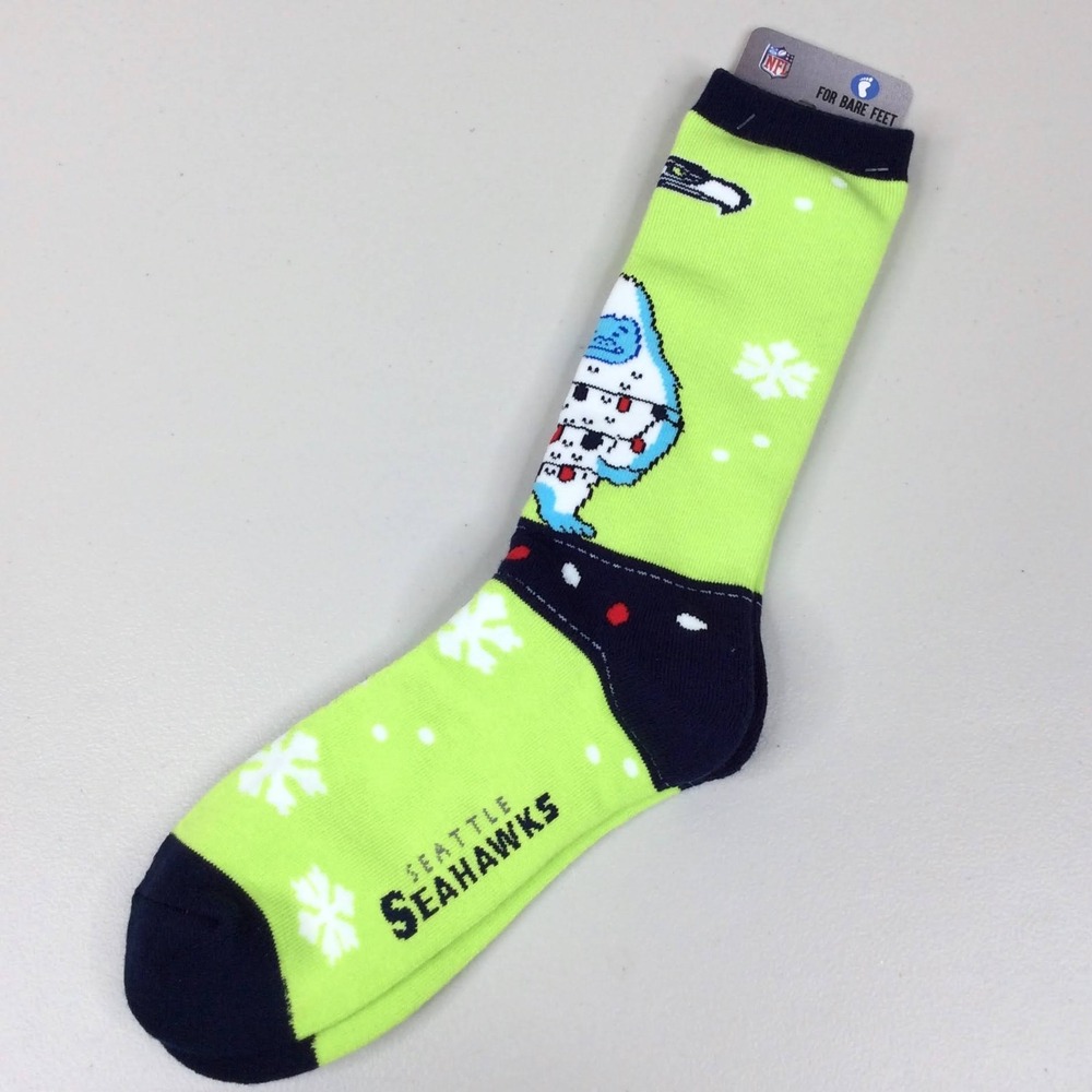 NWT NFL Seattle Seahawks Sasquatch Christmas Socks Unisex Large